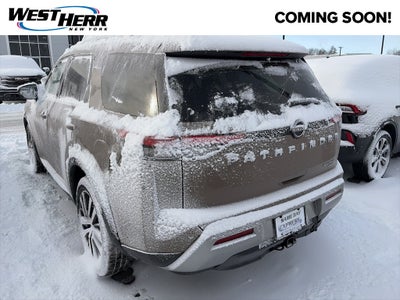 2023 Nissan Pathfinder Platinum 4WD