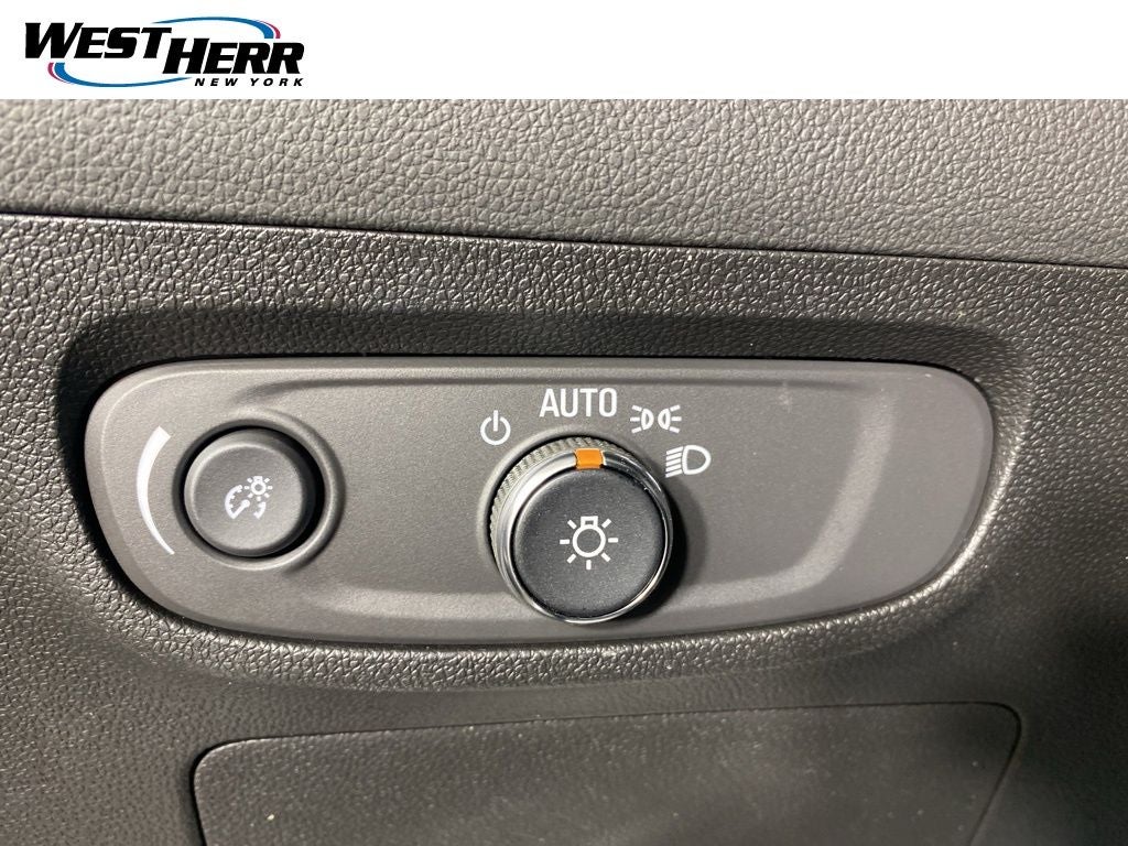 2025 Buick Encore GX Sport Touring FWD