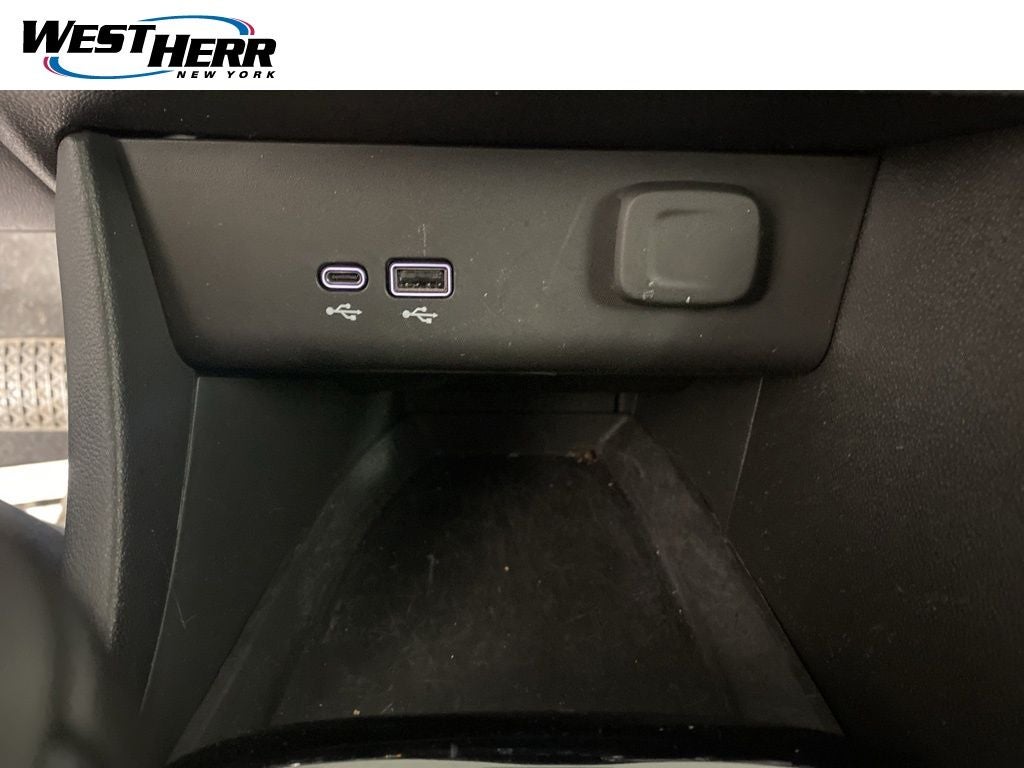 2025 Buick Encore GX Sport Touring FWD