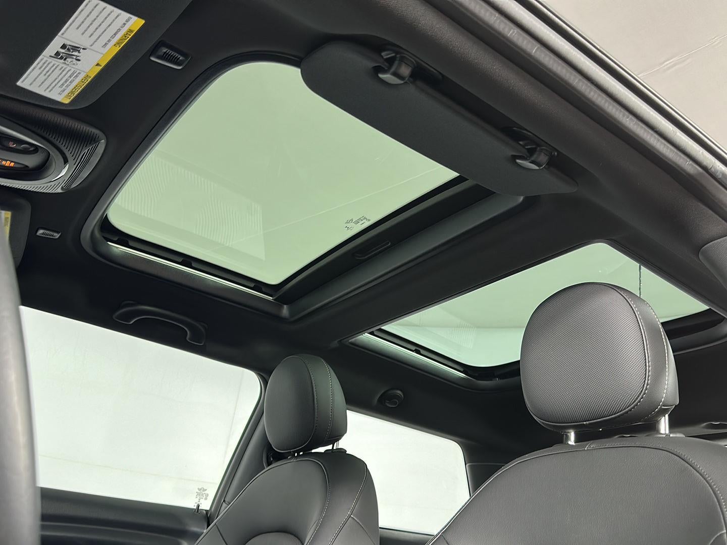 2022 MINI Hardtop Oxford Edition