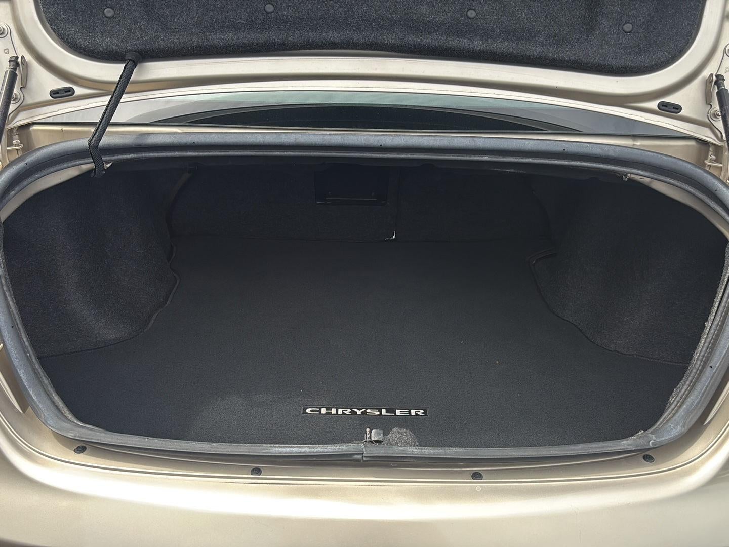 2013 Chrysler 200 Touring
