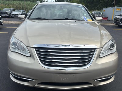 2013 Chrysler 200 Touring
