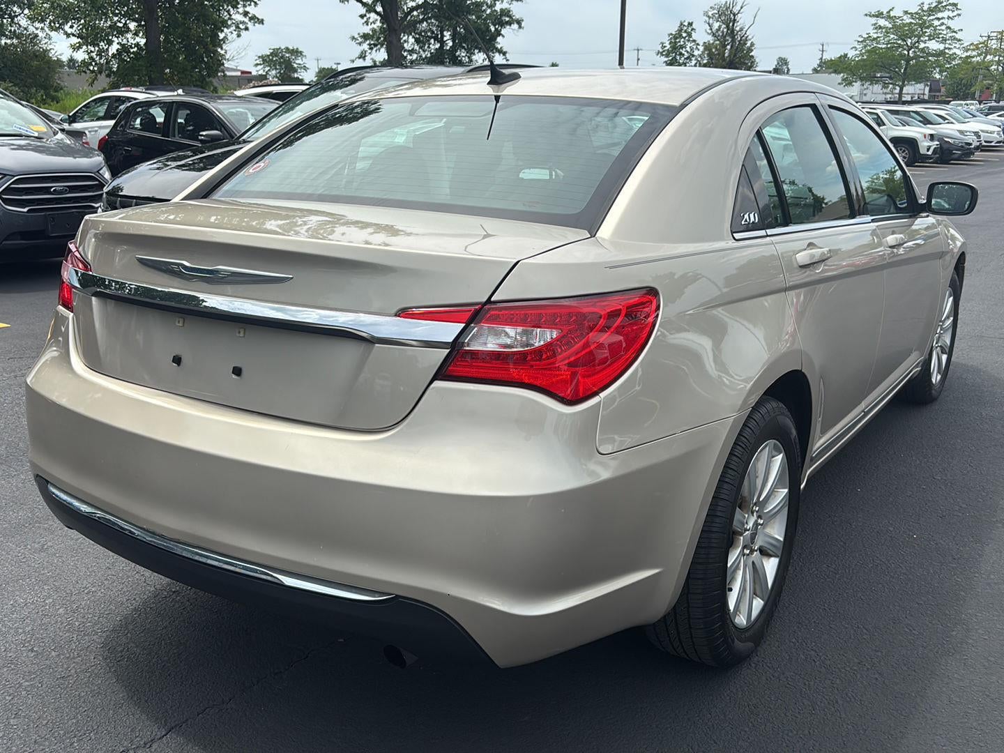 2013 Chrysler 200 Touring
