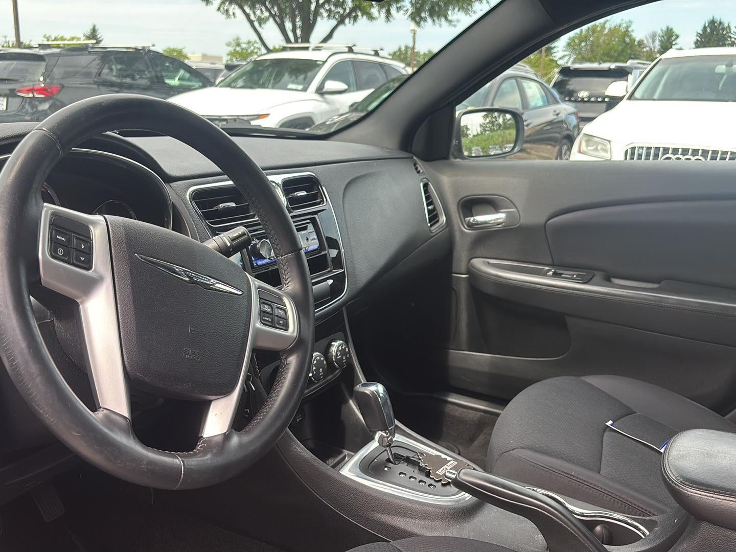 2013 Chrysler 200 Touring