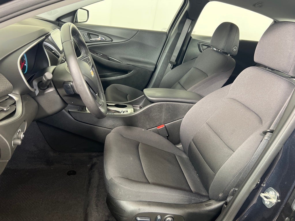 2022 Chevrolet Malibu RS