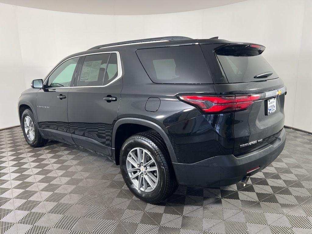 2023 Chevrolet Traverse LT Leather