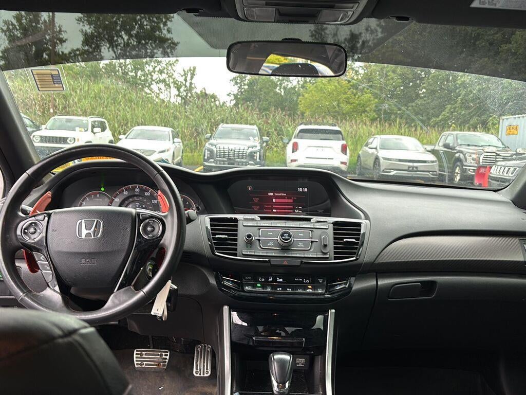 2017 Honda Accord Sedan Sport SE