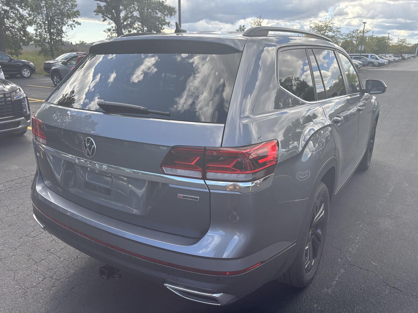 2022 Volkswagen Atlas 2.0T SE w/Technology