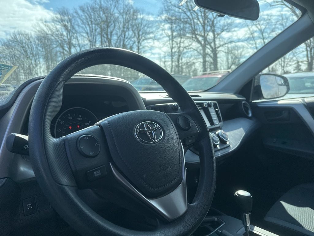 2016 Toyota RAV4 LE
