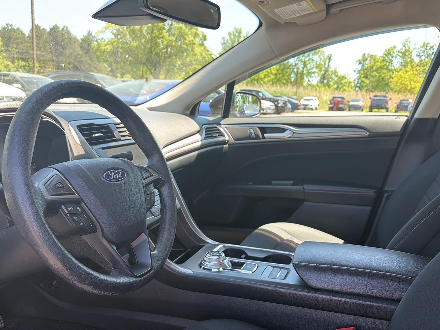 2019 Ford Fusion Hybrid SE