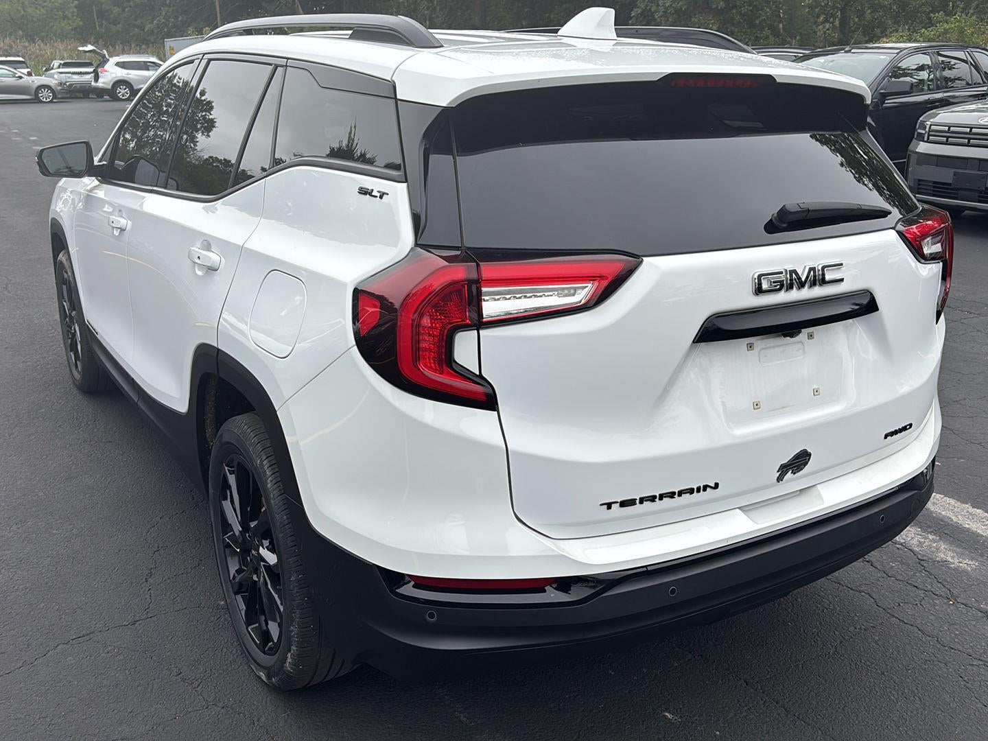 2023 GMC Terrain SLT