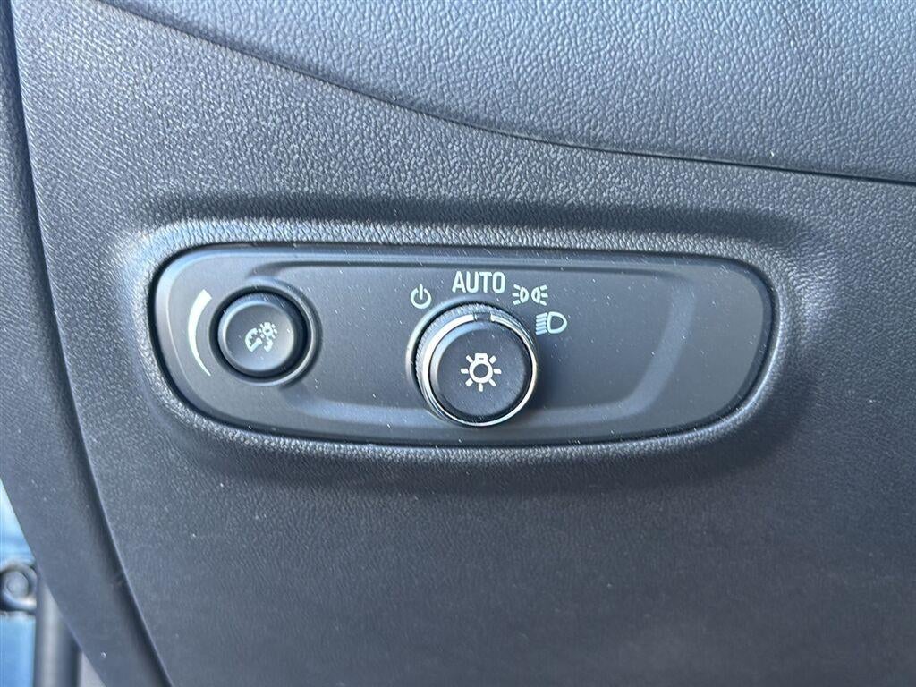 2024 Chevrolet Equinox Base