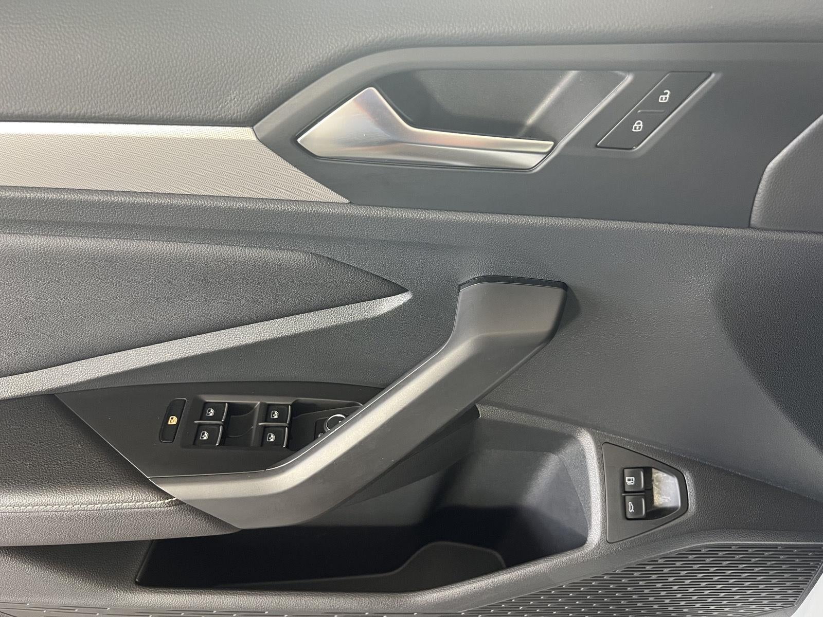 2023 Volkswagen Jetta Sport