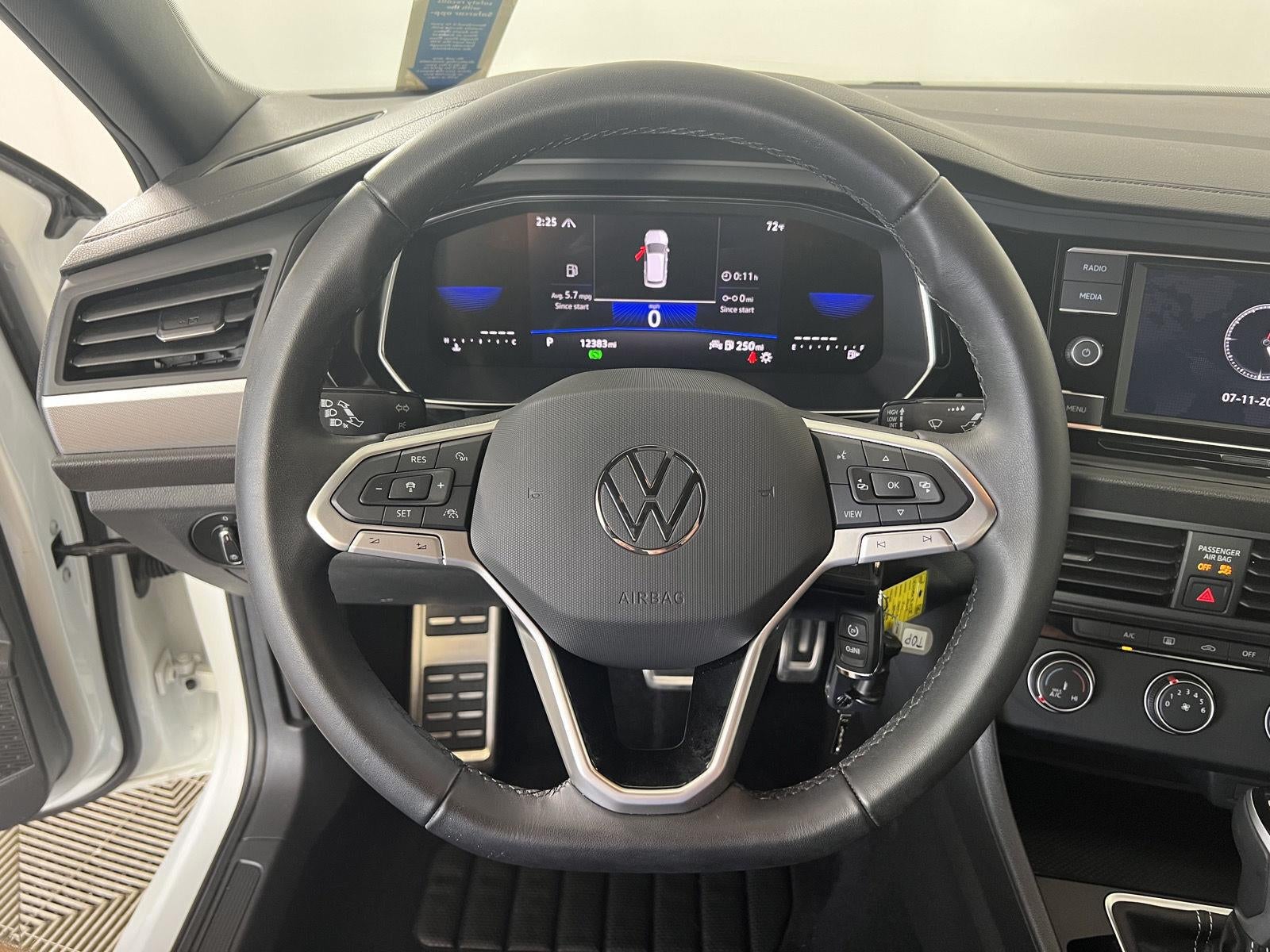 2023 Volkswagen Jetta Sport