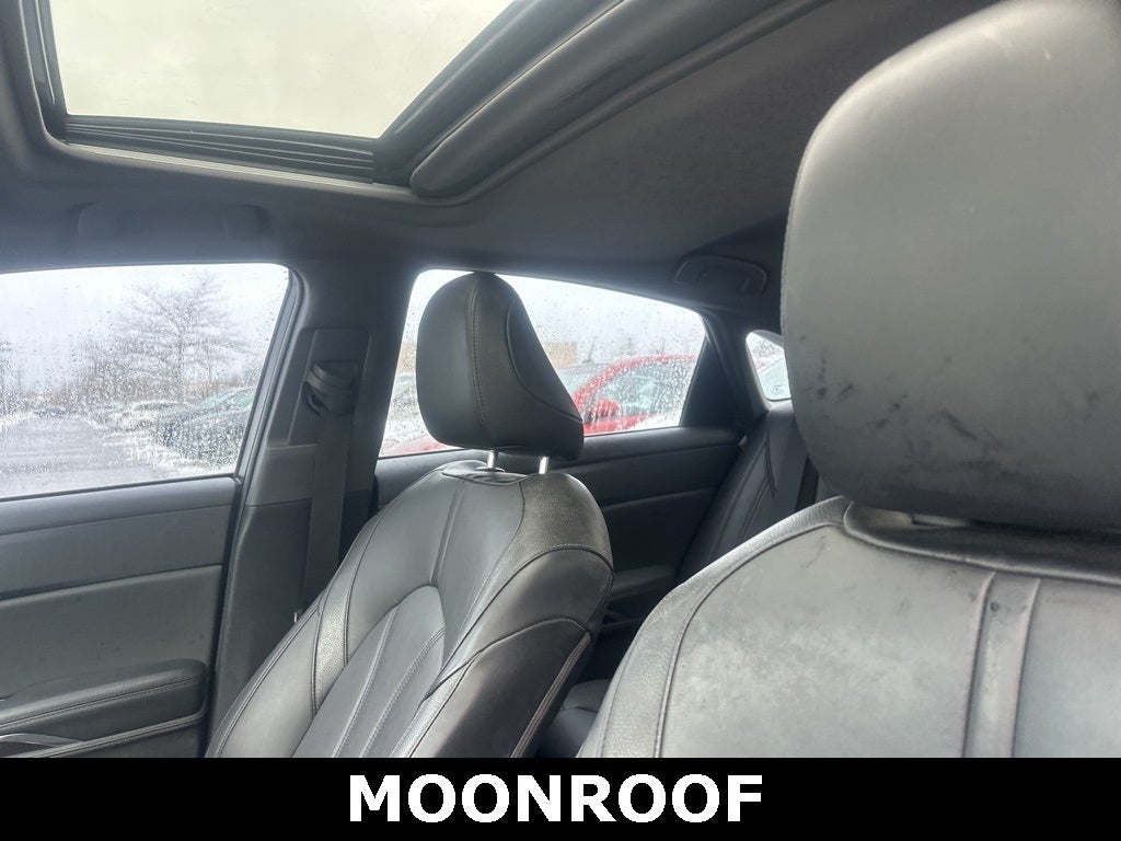 2019 Toyota Avalon Hybrid Base