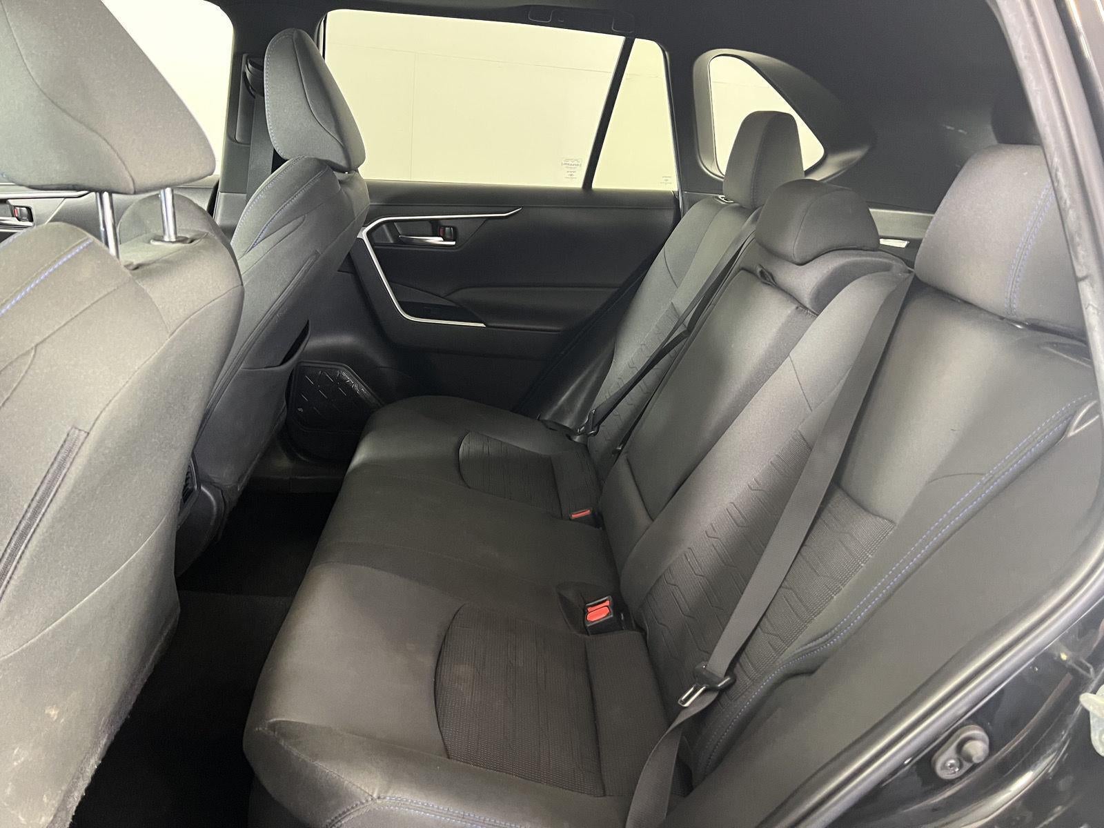 2022 Toyota RAV4 Hybrid SE