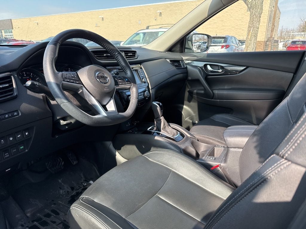 2020 Nissan Rogue SL