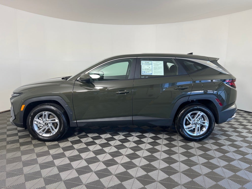 2025 Hyundai Tucson SE