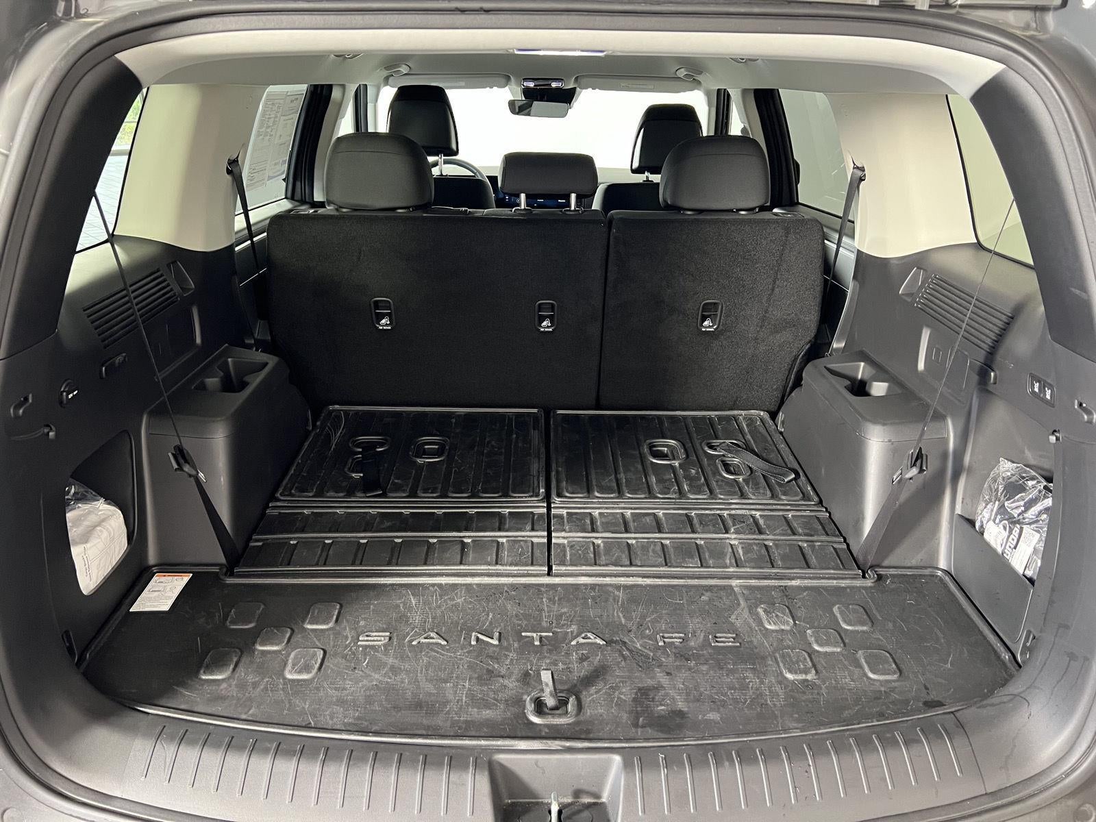 2026 Hyundai Santa Fe SE