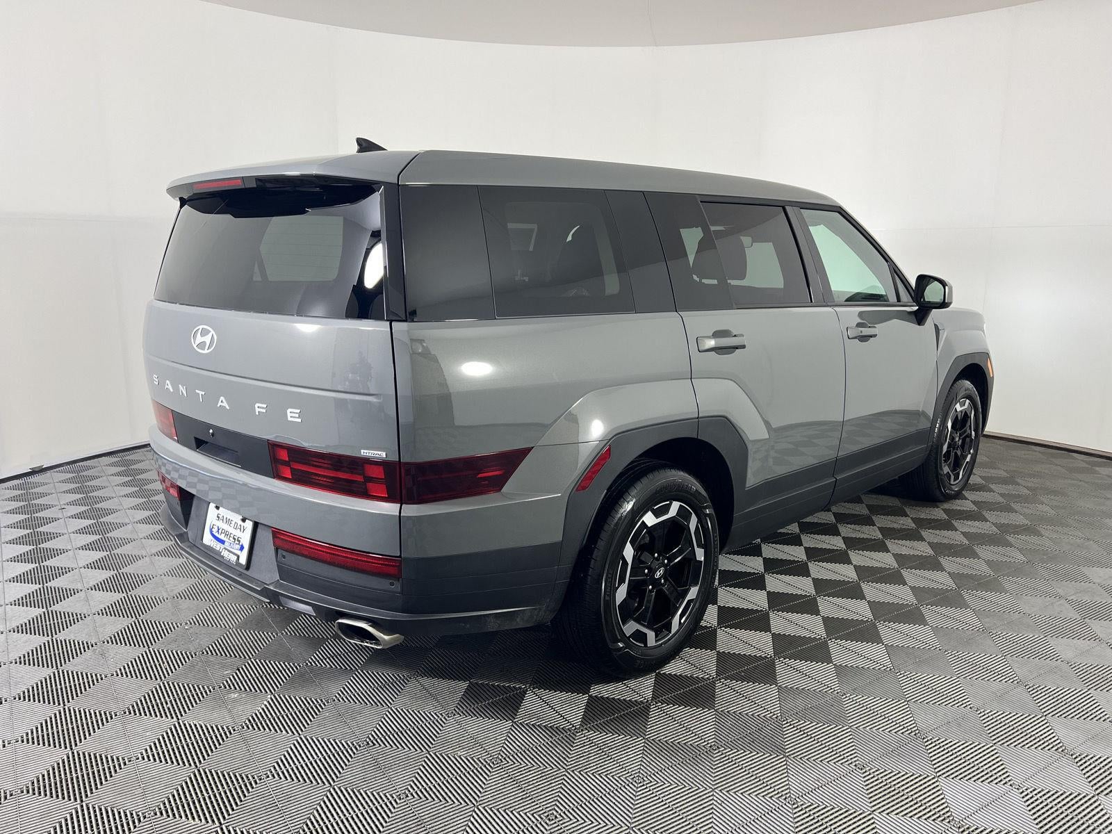 2026 Hyundai Santa Fe SE