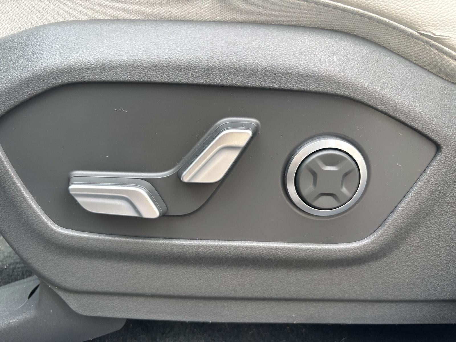 2024 Hyundai Santa Fe Base