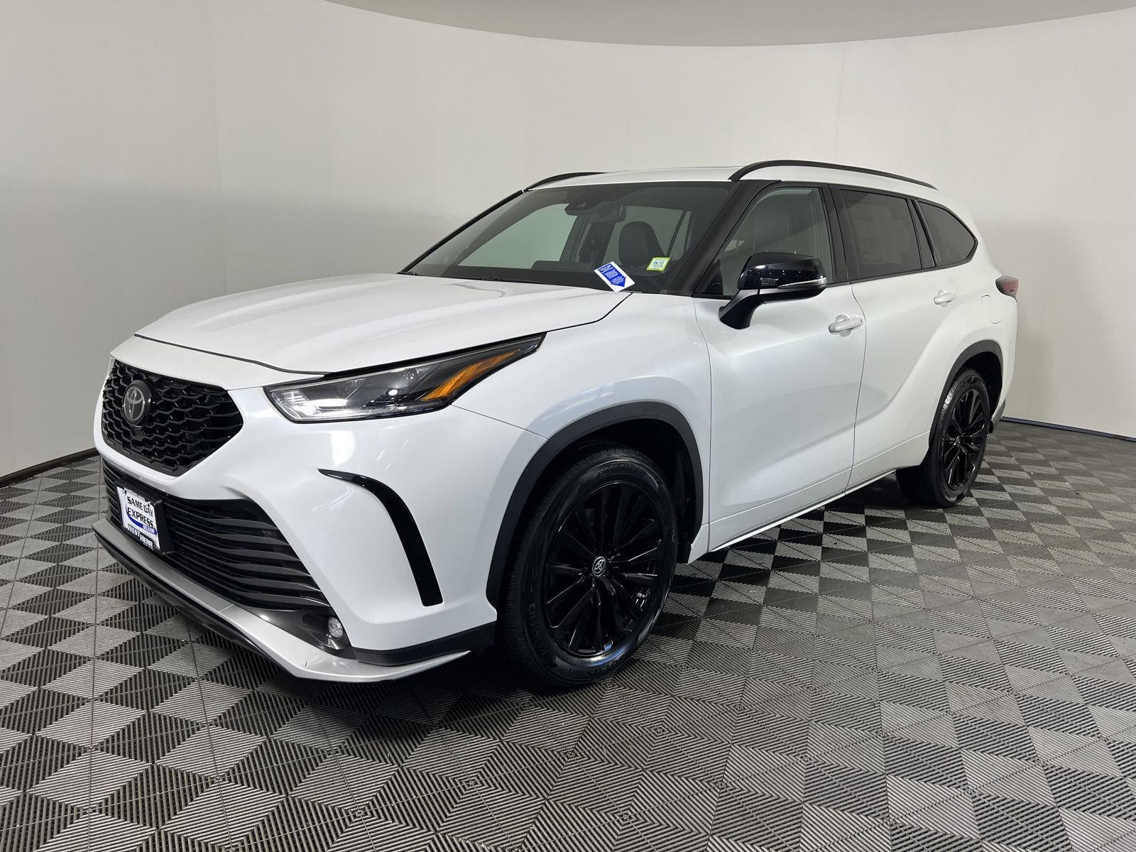 2024 Toyota Highlander XSE