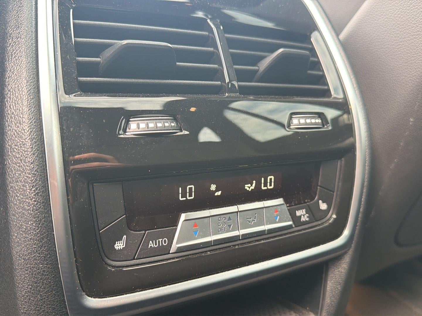 2023 BMW X5 M50i