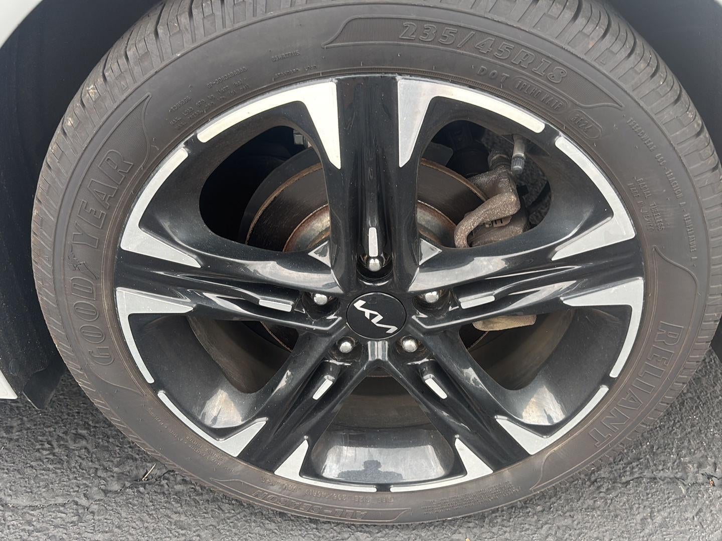 2023 Kia K5 GT-Line