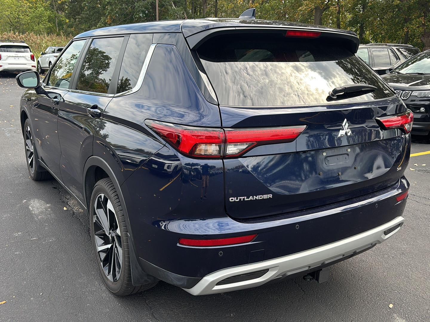 2024 Mitsubishi Outlander SE