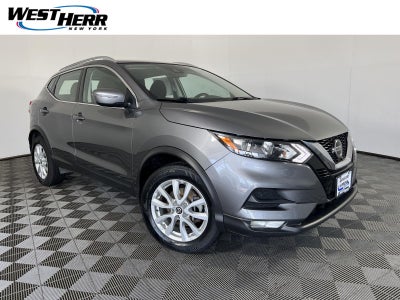 2022 Nissan Rogue Sport SV