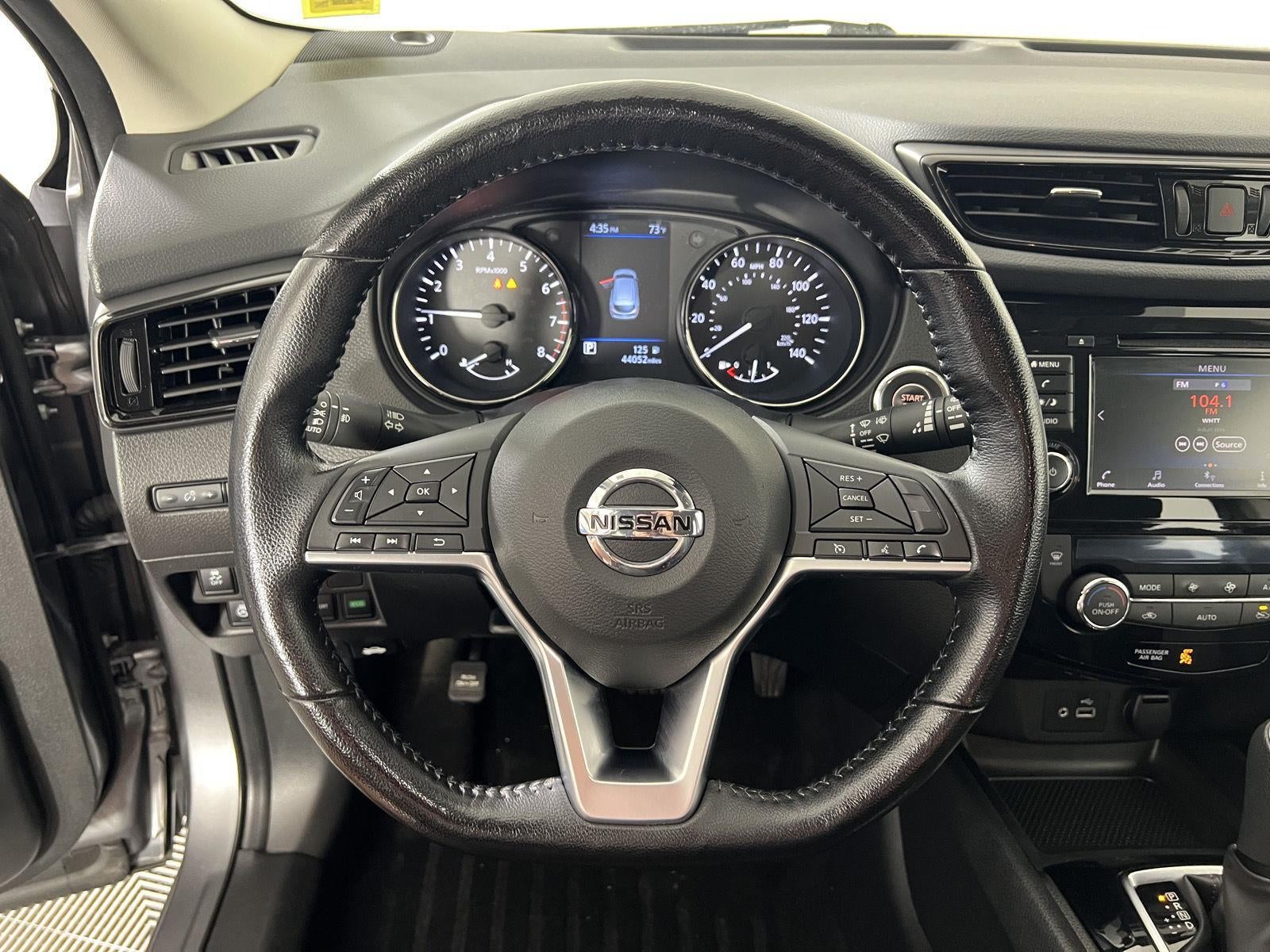 2022 Nissan Rogue Sport SV