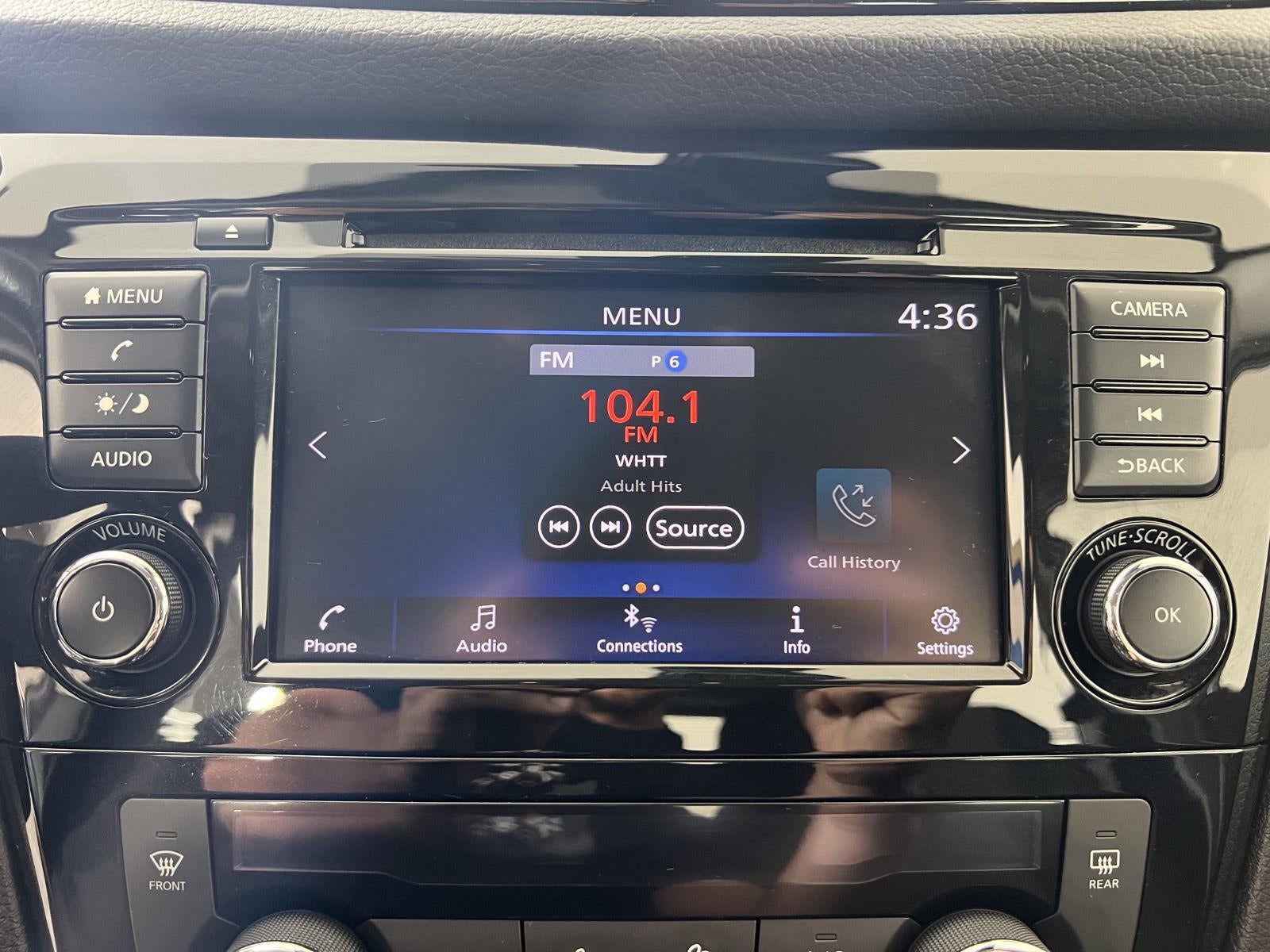 2022 Nissan Rogue Sport SV
