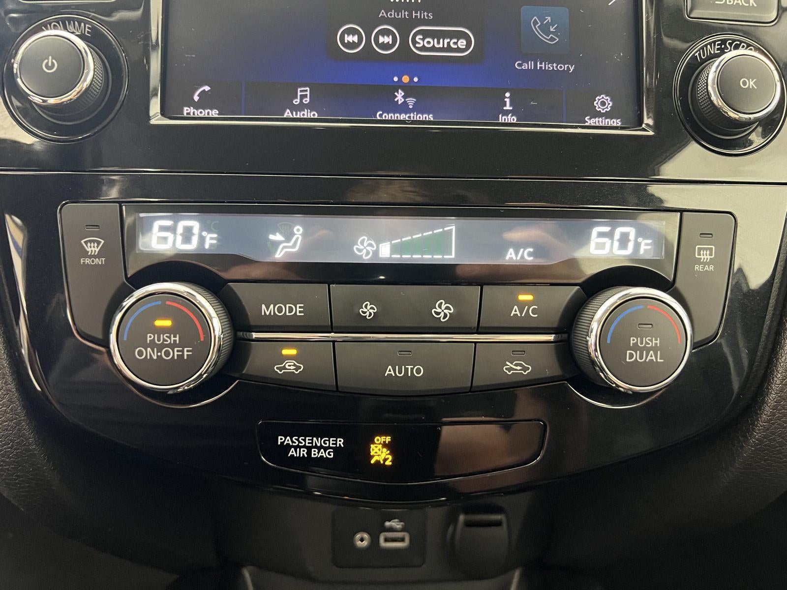2022 Nissan Rogue Sport SV