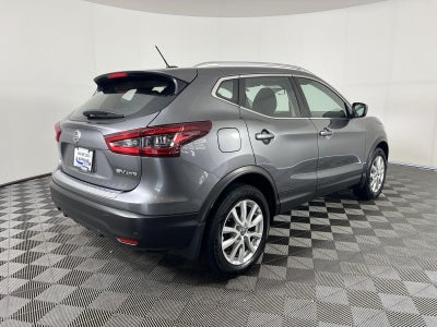 2022 Nissan Rogue Sport SV