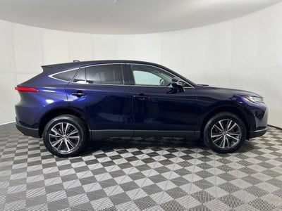 2024 Toyota Venza LE