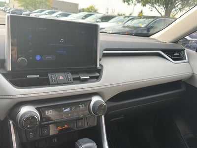 2024 Toyota Rav4 Hybrid XLE Premium