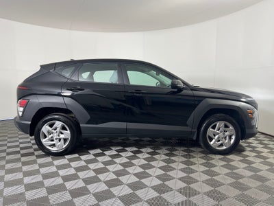 2024 Hyundai Kona SE