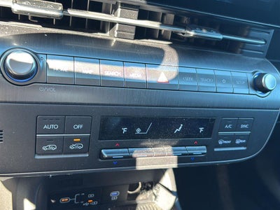2024 Hyundai Kona Base