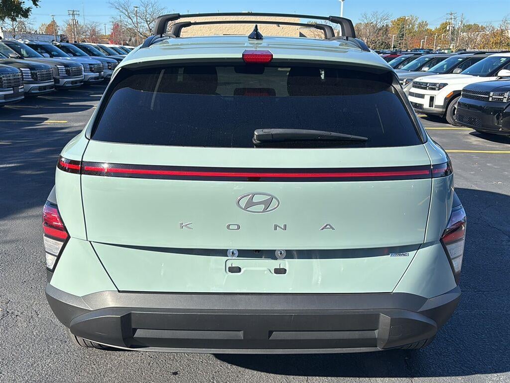 2024 Hyundai Kona Base