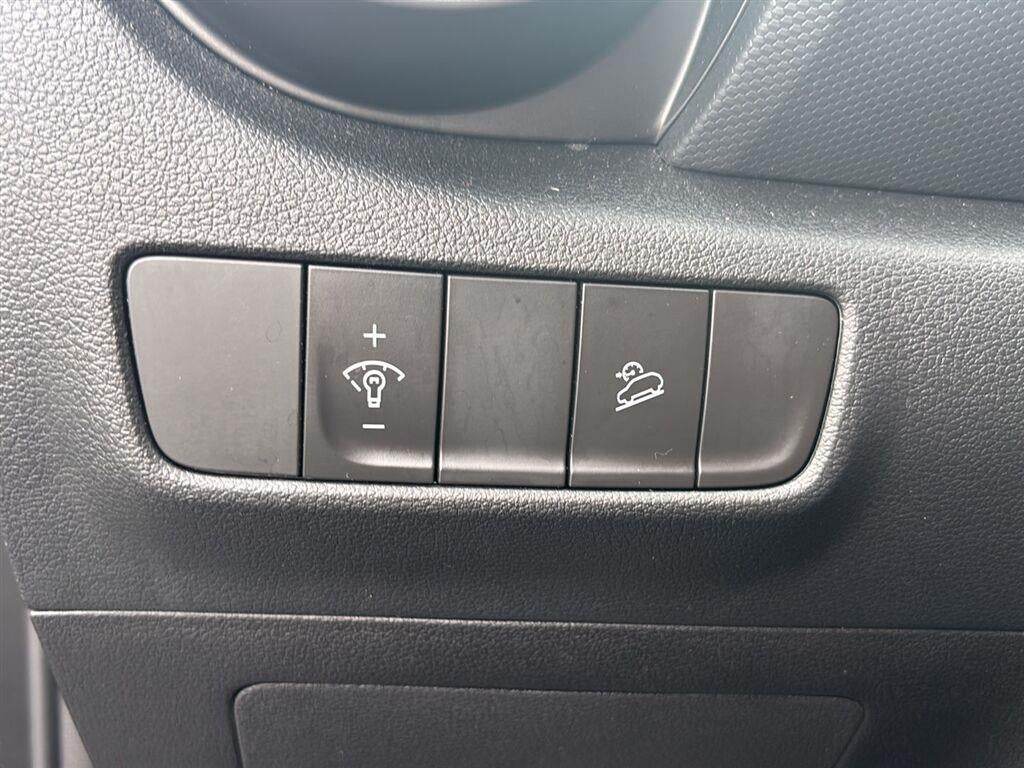 2022 Hyundai Kona N Base