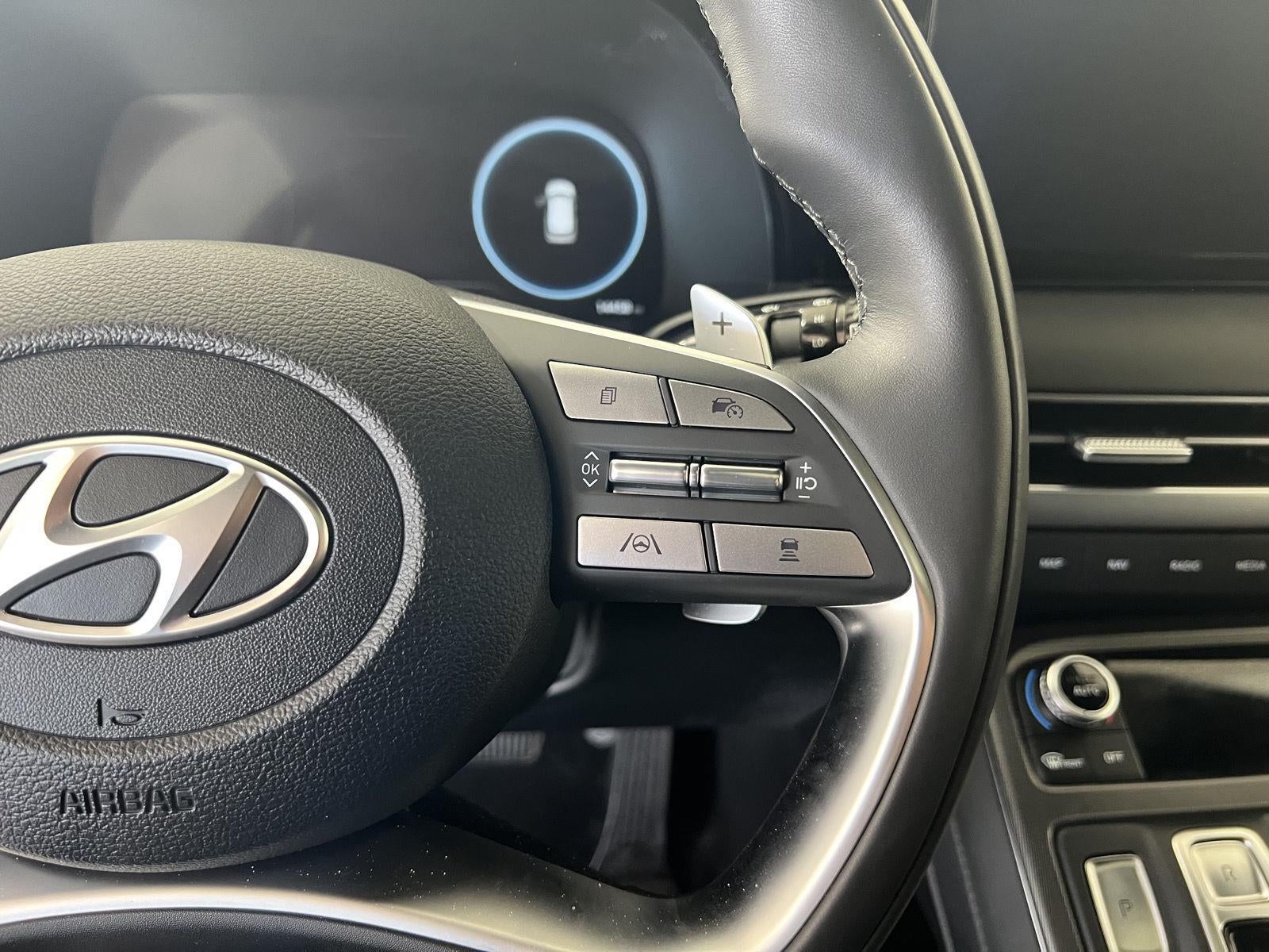 2025 Hyundai Palisade Base