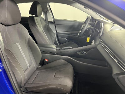 2023 Hyundai Elantra SE