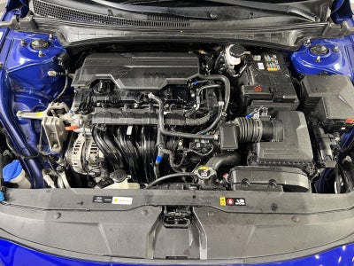2023 Hyundai Elantra SE