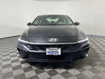 2024 Hyundai Elantra SE