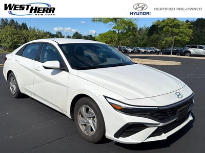2025 Hyundai Elantra SE