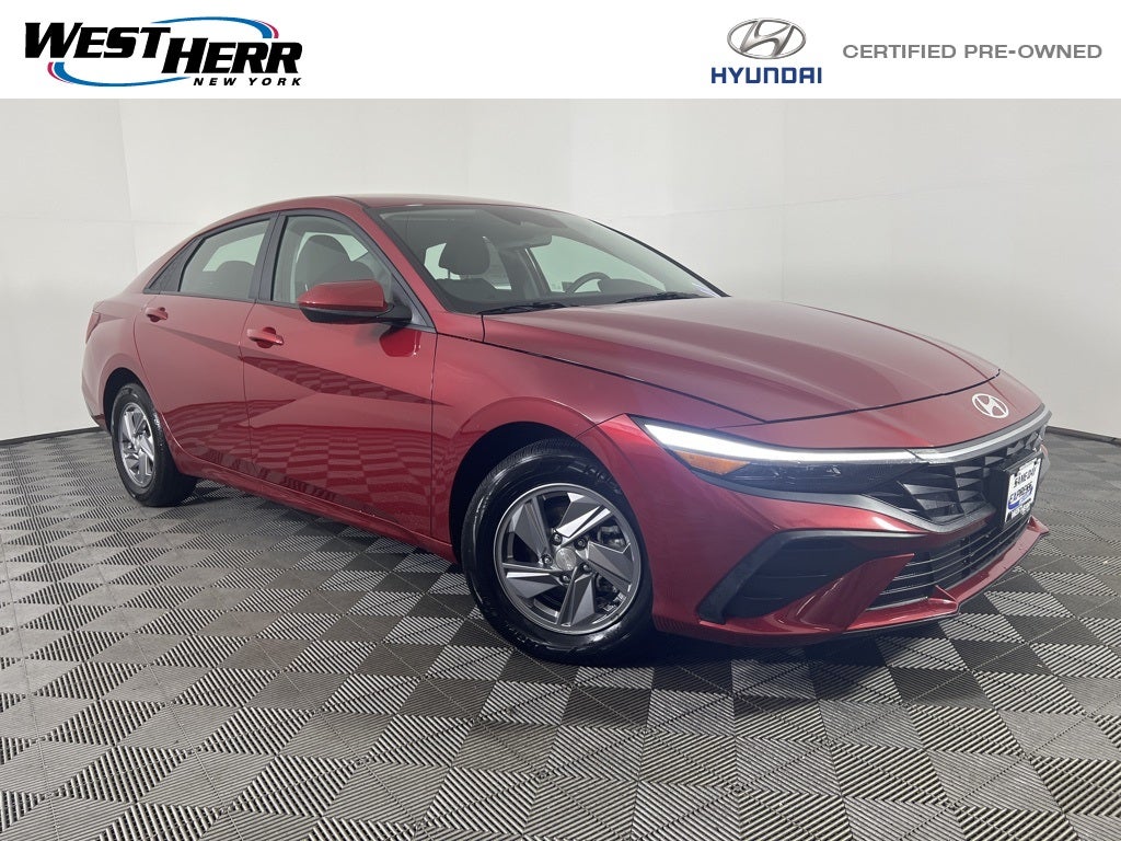 2024 Hyundai Elantra SE