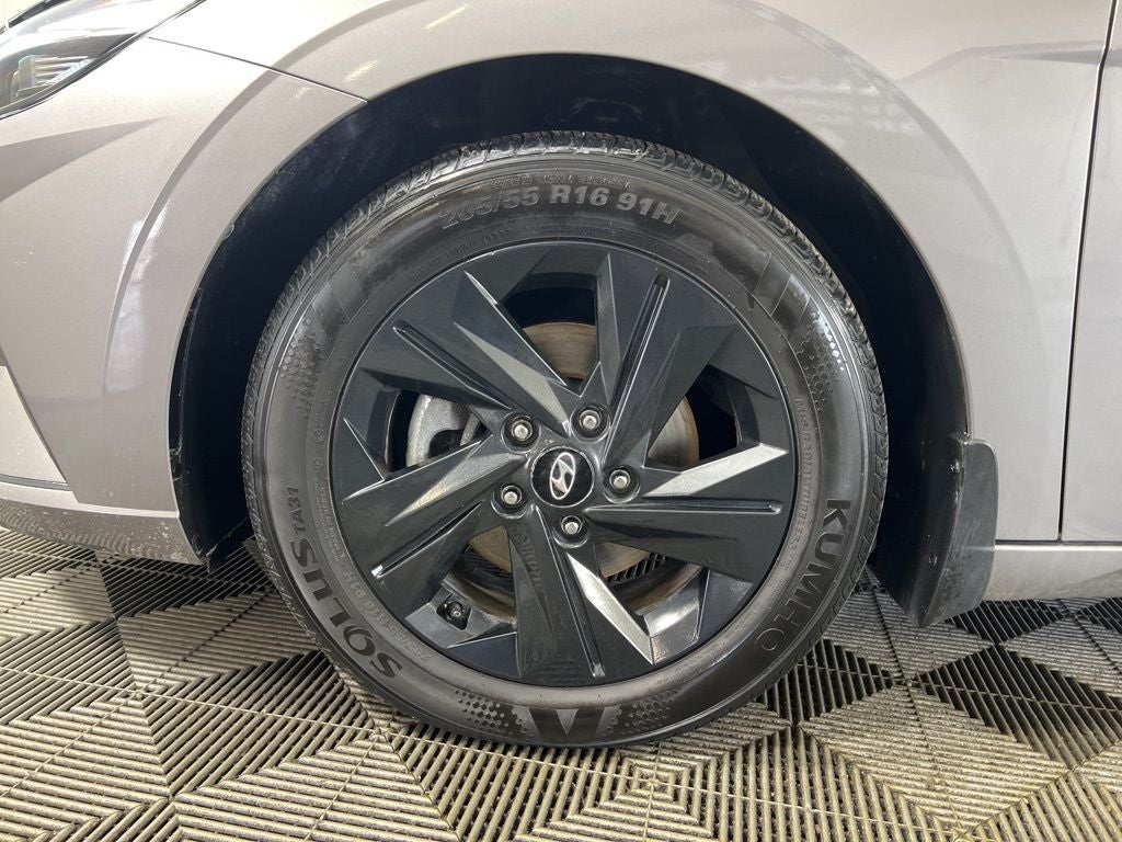 2022 Hyundai Elantra Hybrid Blue