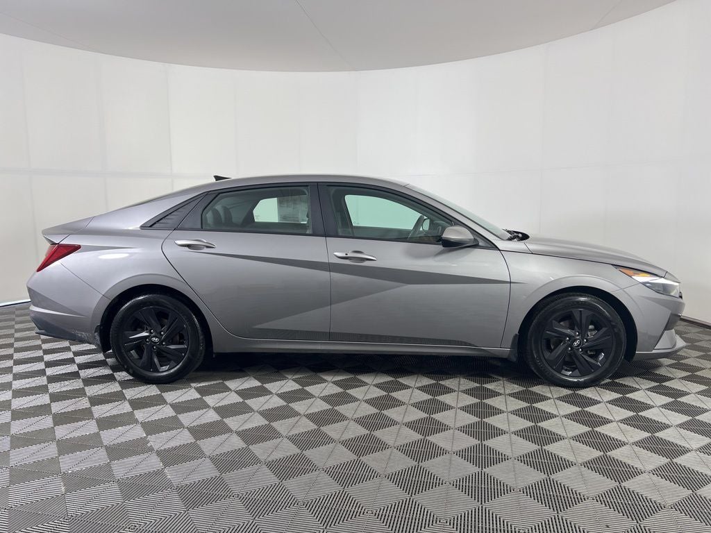 2022 Hyundai Elantra Hybrid Blue