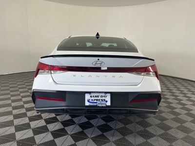 2025 Hyundai Elantra SEL Sport