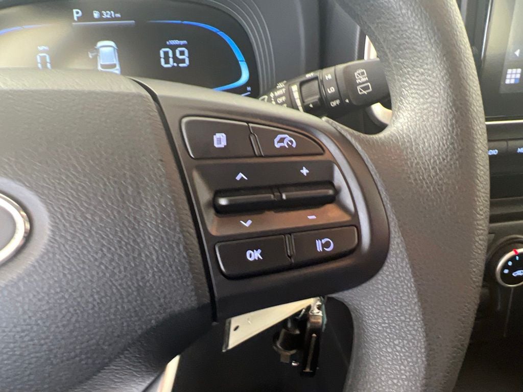 2025 Hyundai Venue SE